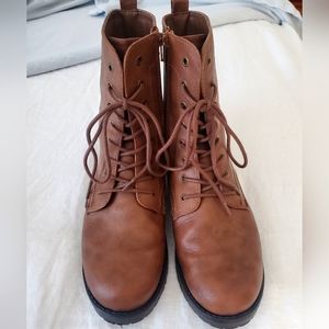 Classic Dark Brown Combat-style Boot